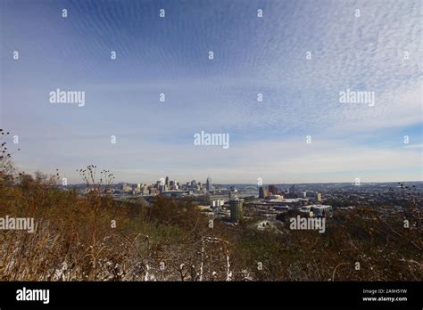 Cincinnatiohio Seen From Devou Park Kentucky Stock Photo Alamy