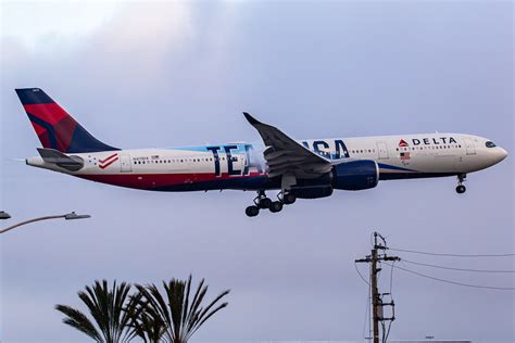 Delta Air Lines Airbus A330 941 N411DX Registration N Flickr