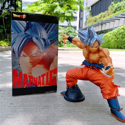 Mô Hình Chính Hãng Banpresto Son Goku Ultra Instinct Figure Dragon Ball