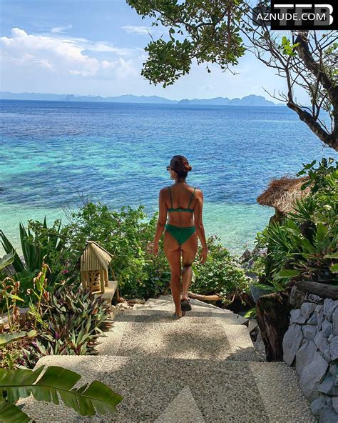 SARAH LAHBATI Nude AZNude