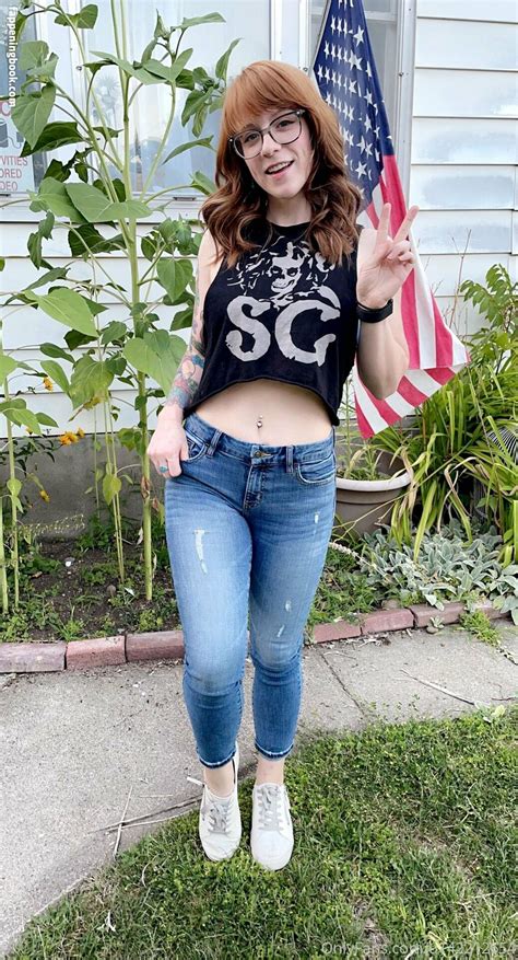 U Nude OnlyFans Leaks Fappening FappeningBook