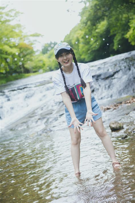 画像22 Ske48井上瑠夏、泡風呂でキュートな上目遣い 1st写真集で初ランジェリー姿も披露 モデルプレス