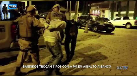 PM troca tiros bandidos em assalto a banco no Vale do Itajaí YouTube