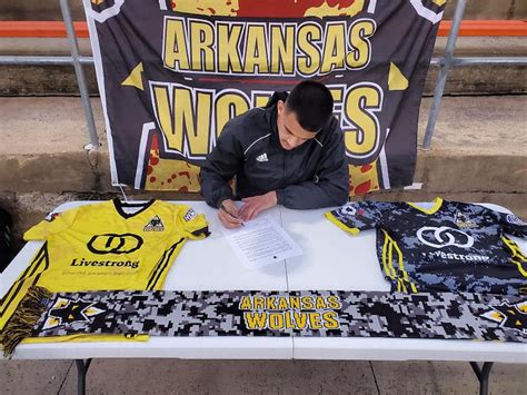 Arkansas Wolves - Wolverhampton Wanderers