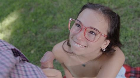 A Cute Picnic Turns Into A Hot Outdoor Fuckfest In This HUSTLER Unlimited Exclusive Free Porn