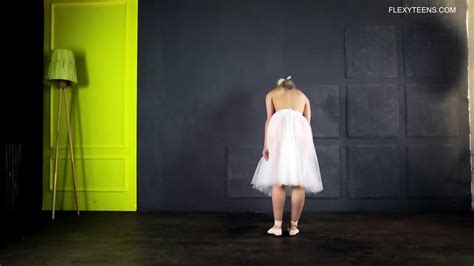 Manya Baletkina Big Tits Blonde Spreading Legs