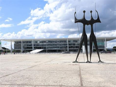 O Que É Penduricalho - Penduricalhos: entenda o que é e por que Dino determinou suspensão