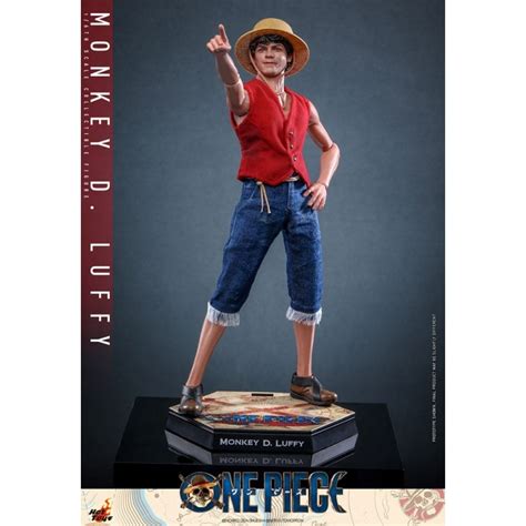 Monkey D Luffy TMS109 Hot Toys Figure Netflix One Piece