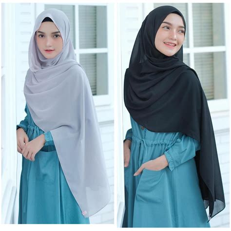 Model Hijab Pashmina Panjang Hitam Polos - Pashmina Hijab Trend