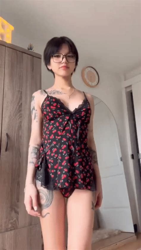 Her Name OF Account Shemale Porn Replies NameThatPorn