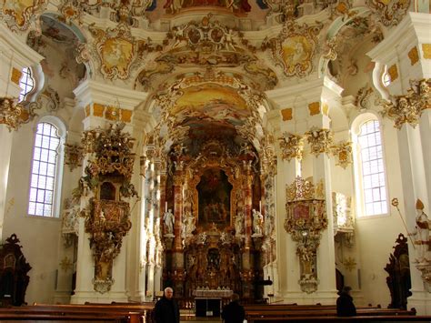 Паломническая церковь в деревне Вис