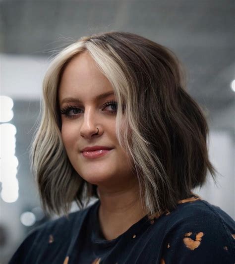 Trendy Money Piece Hair Ideas For Your Makeover Hair Adviser Brown Blonde Hair Short