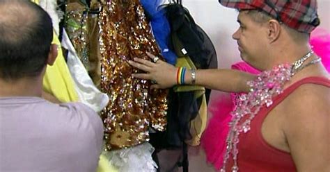 G Parada Gay deve reunir multidão na Avenida Paulista neste domingo notícias em São Paulo