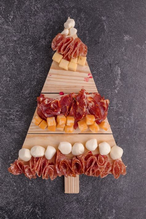 Easy Christmas Tree Charcuterie Board How To Make Grits And Pinecones