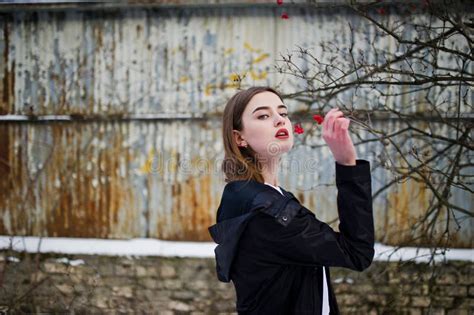 Fashionable Long Legs Brunette Model At Winter Day Stock Image Image Of Fashionable Fashion