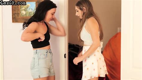 Lez Small Boobs GF Facesits Her Pussyeating Babe In Bed