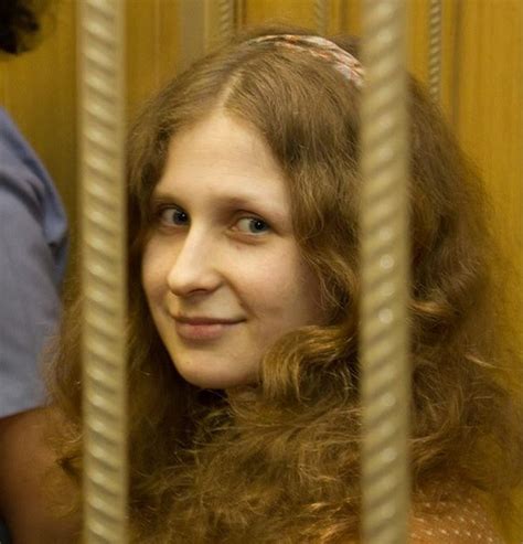 Pussy Riot Putin Libera Dal Carcere Maria Alyokhina Lady Blitz