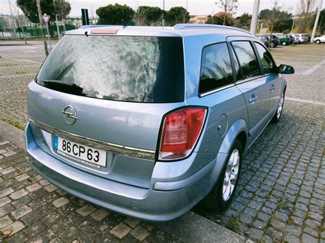 Venda Usada Carrinha Opel Astra Caravan 1 3CDTI CARAVAN COSMO 90 CV