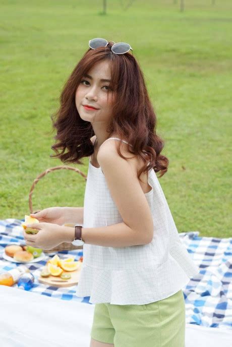 Hot Girl Trang Ly Ti T L L Do Chia Tay B N Trai Ch Sau Ng Y R I Kh I V Y U M N