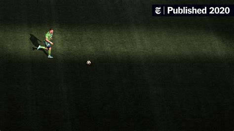 As Sports Begin Reopening, Athletes Weigh the Health Risks - The New