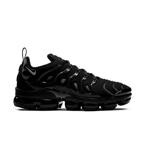 Vapormax Plus Triple Black Vestindo A Quebrada