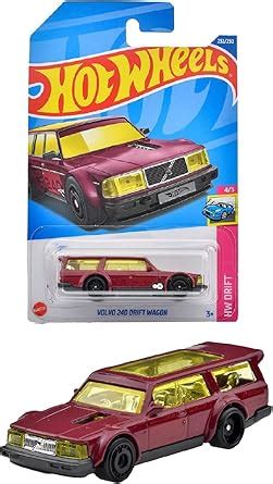 Amazon co jp ホットウィール Hot Wheels ベーシックカー ボルボ 240 ドリフト ワゴン 3才 HHF62 レッド 1 64 おもちゃ