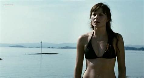 Nude Video Celebs Viktoria Winge Nude Reprise 2006