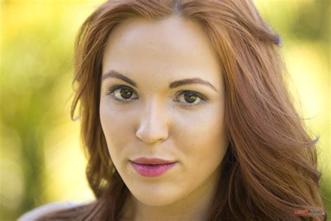 ZzUp Free Porn Pics Sex Art Photos Offshore Pictures Sharing