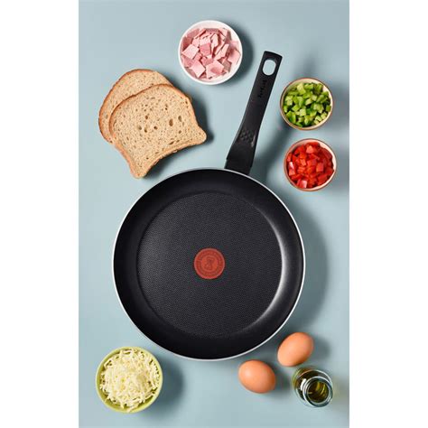 СТАНДАРТЕН ТИГАН SIMPLY CLEAN 26 СМ TEFAL B5670553