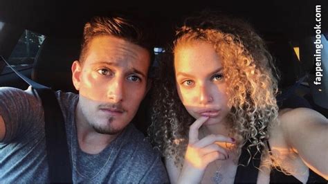 Lee Barkan Leebarkan Nude OnlyFans Leaks Fappening FappeningBook