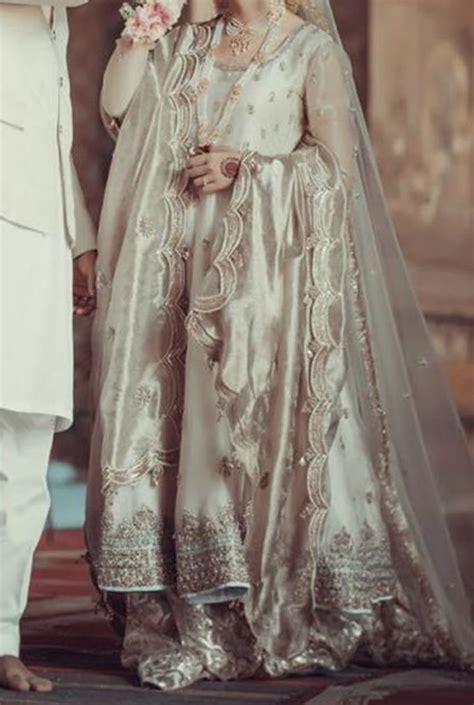 Nikkah Bride Dress Inspo Pakistani Bridal Couture Bridal Dresses