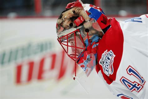 Hockey Plumber: AO's Halak Assessment: Being a Good Captain, or Poor Sport?