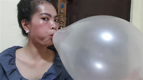 Blow A Balloon By Blowing Through The Mouth Balloon Burst Popping Balloon Youtube