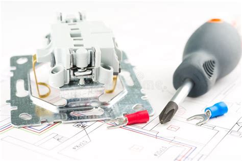 Components For Use In Electrical Installations Cut Pliers Connectors