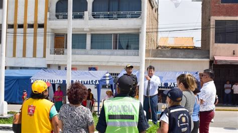 Ceremonia Cívica Iniciando Actividades Por el día Internacional De La