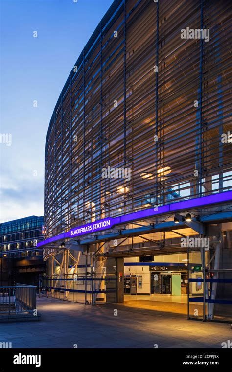 England London City Of London Blackfriars Train Station At Night