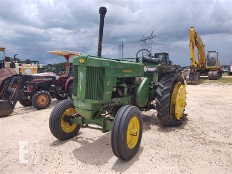 equipmentfactscom john deere   auctions