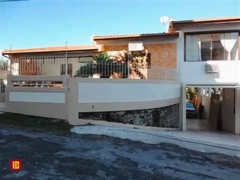 Casa Na Rua Das Andorinhas Ingleses Do Rio Vermelho Em