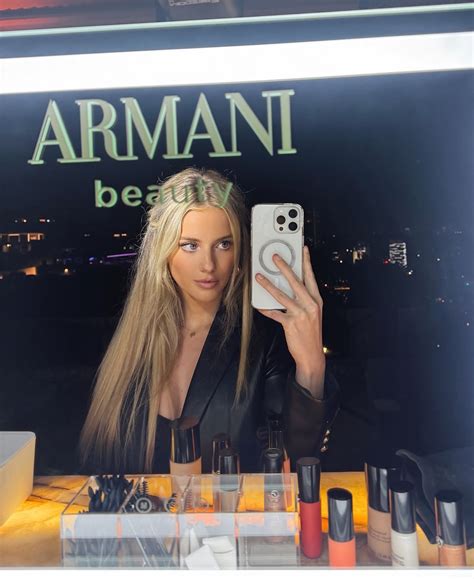 Lindsay Brewer (@lindsaymariebrewer) • Instagram photos and videos