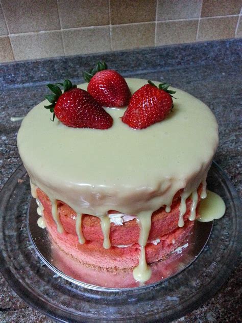 CHIQUI CAKES Tarta De Fresa Y Chocolate Blanco