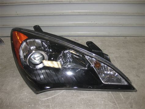 2010 2012 Hyundai Genesis Coupe R Spec Oem Right Passenger Hid Xenon