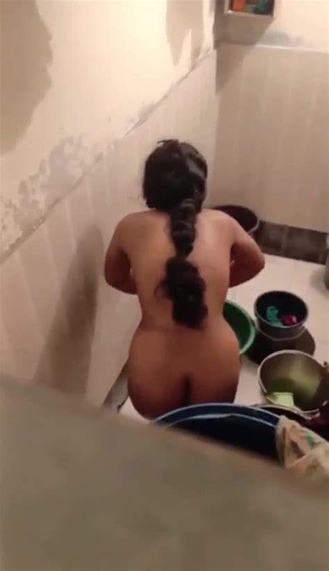 BBW Round Ass Aunty Bath ThisVid