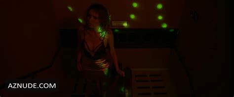 AGUA DOS PORCOS NUDE SCENES AZNude