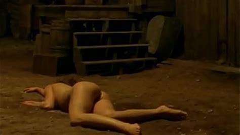 Female Thieves Robbed Naked D Wealthy Woman Leaving Her Completely Naked On The Street Enf