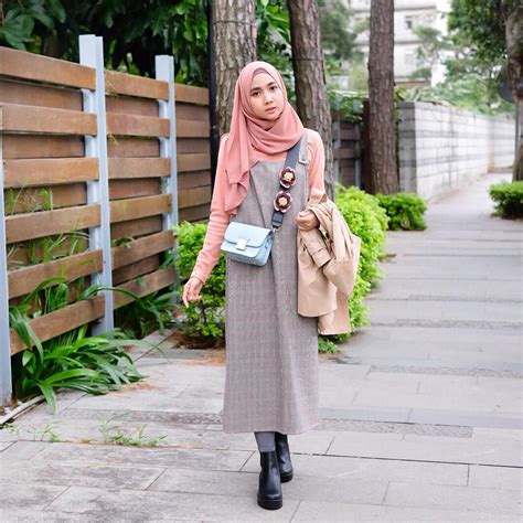 47 Top OOTD Hijab Dress