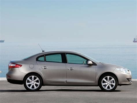 Сравнение OMODA C7 и Renault Fluence Z.E. по характеристикам, стоимости ...