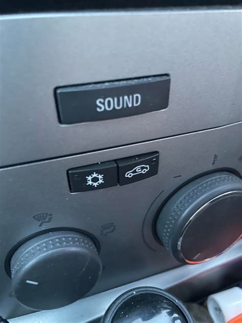 What Does the Snowflake Symbol Mean on My Air Conditioner?