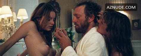 Camille Rowe Nude Aznude