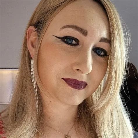 Sofias Neon Dildo Ritt Xhamster