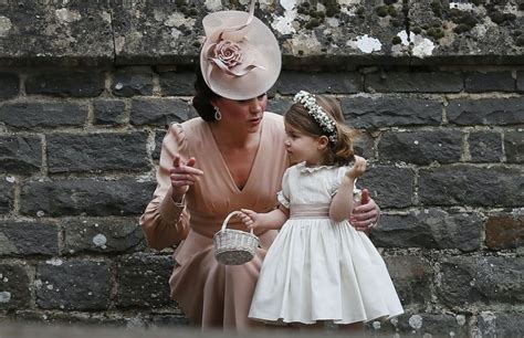 Waarom Déze Foto Van Kate Op De Bruiloft Van Haar Zus Pippa De Wereld